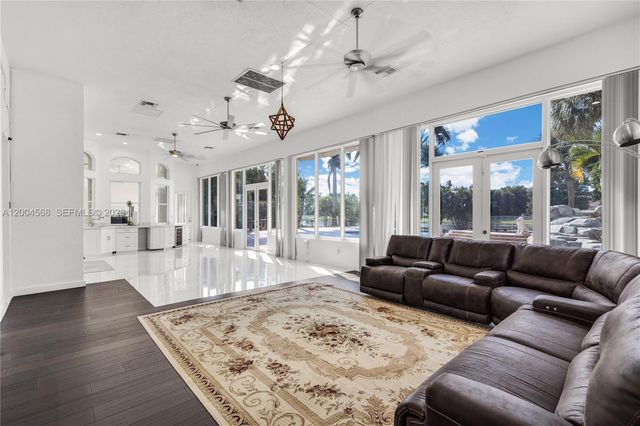 2161 SW 131st Ter 0, Davie, FL 33325