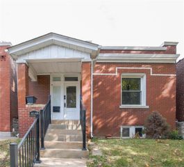 4647 Loughborough Avenue, St Louis, MO 63116