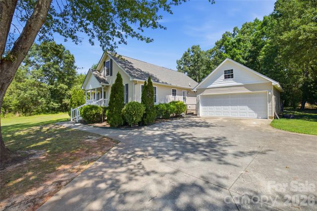 335 Providence Road, Forest City, NC 28043