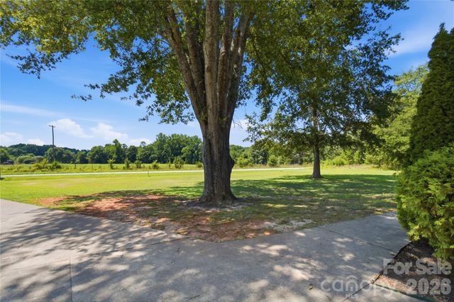 335 Providence Road, Forest City, NC 28043