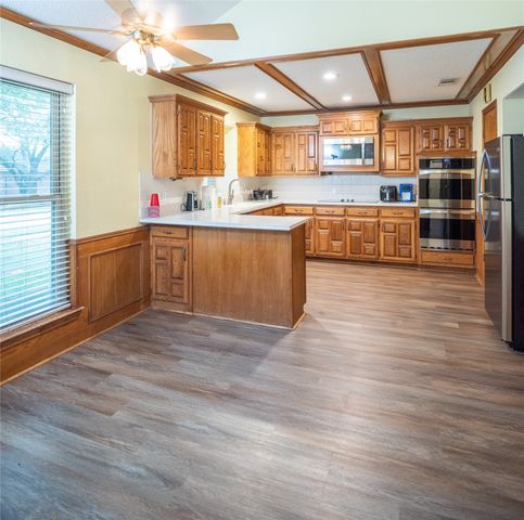 2805 Corby Drive, Plano, TX 75025