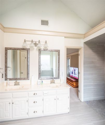 2805 Corby Drive, Plano, TX 75025