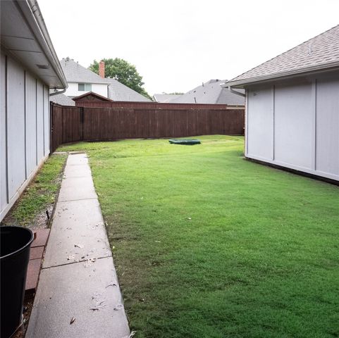 2805 Corby Drive, Plano, TX 75025