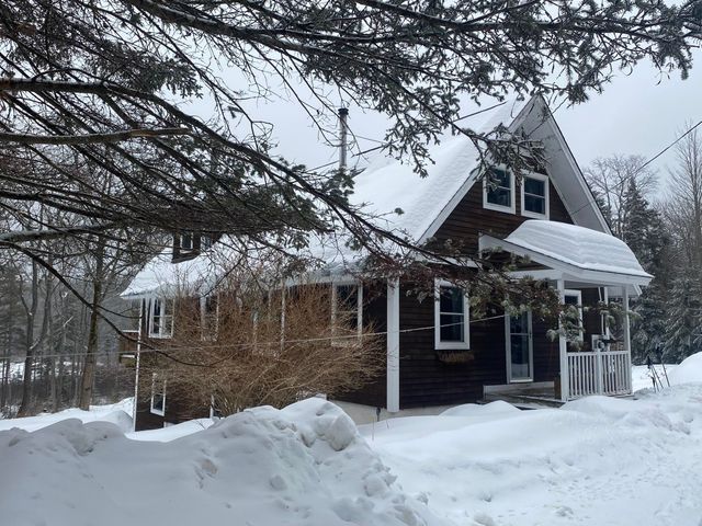 15 Bills Road, Stratton, VT 05360