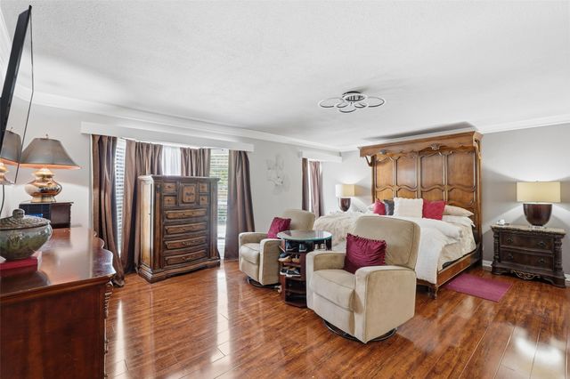 15922 Archwood Lane 1011, Dallas, TX 75248