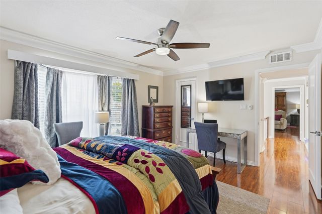 15922 Archwood Lane 1011, Dallas, TX 75248