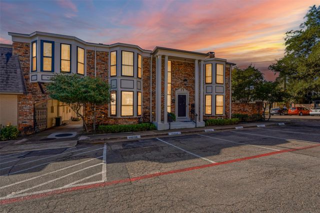 15922 Archwood Lane 1011, Dallas, TX 75248