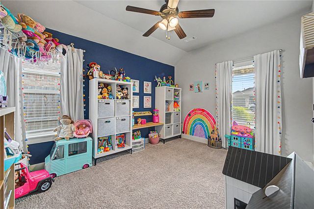 951 Trailwood Street, Tontitown, AR 72762
