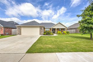 951 Trailwood Street, Tontitown, AR 72762