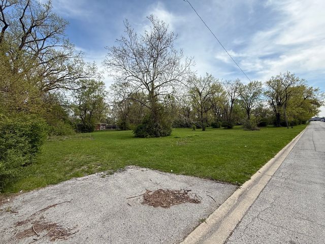 4223 137th Street, Crestwood, IL 60418