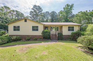 255 Sabrina Court, Woodstock, GA 30188