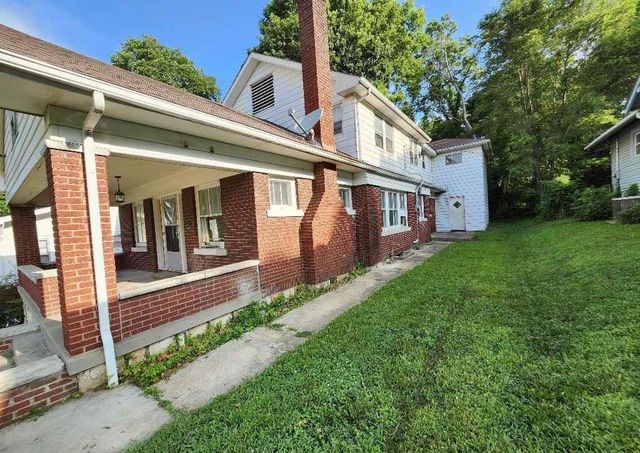 3220 Barber Avenue, Kansas City, KS 66106