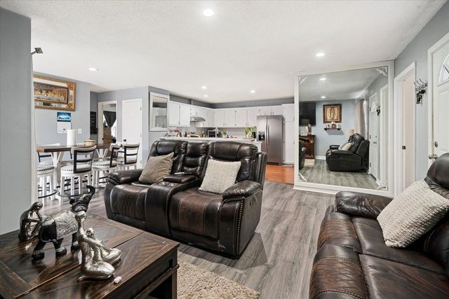 1411 Classic Chase Drive, Dalton, GA 30721