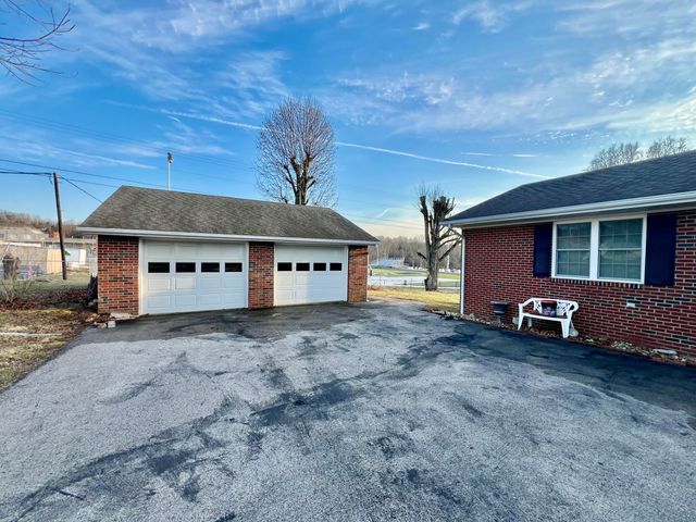 240 Hunter Street, Mt Vernon, KY 40456