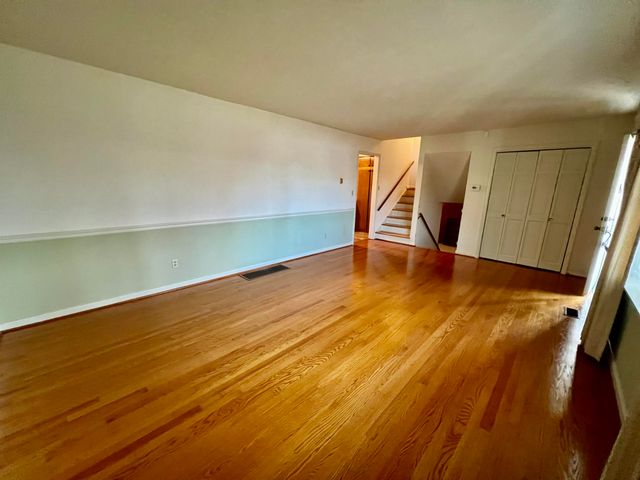 240 Hunter Street, Mt Vernon, KY 40456