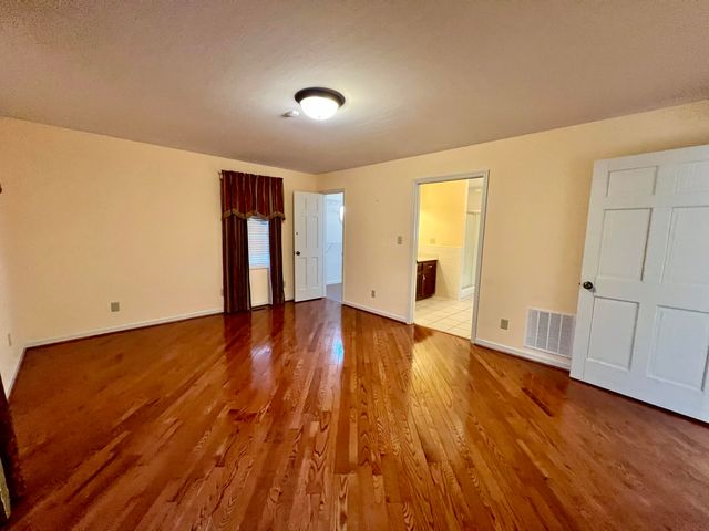 240 Hunter Street, Mt Vernon, KY 40456