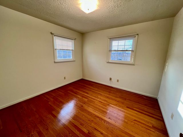 240 Hunter Street, Mt Vernon, KY 40456