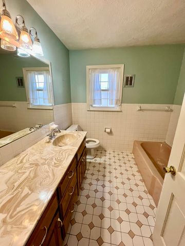 240 Hunter Street, Mt Vernon, KY 40456