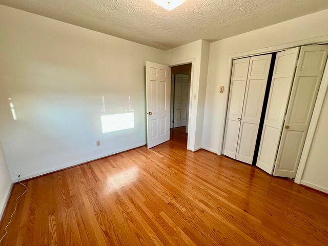 240 Hunter Street, Mt Vernon, KY 40456