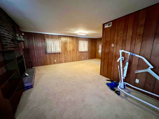 240 Hunter Street, Mt Vernon, KY 40456