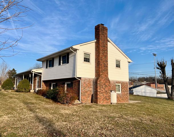 240 Hunter Street, Mt Vernon, KY 40456