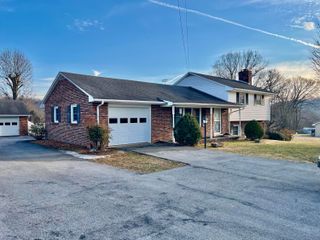 240 Hunter Street, Mt Vernon, KY 40456