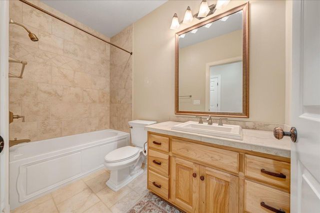 378 Lake View PT, Glade Hill, VA 24092