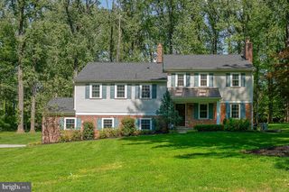 311 OAK HILL LN, Newtown Square, PA 19073