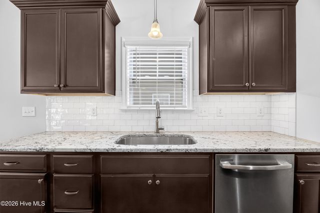 2512 Charity Lane, Winterville, NC 28590