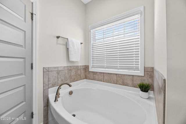 2512 Charity Lane, Winterville, NC 28590