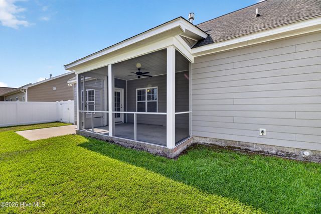 2512 Charity Lane, Winterville, NC 28590