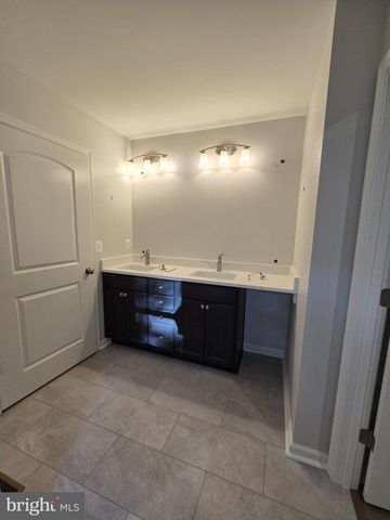 327 WOODPECKER WAY, Linden, VA 22642