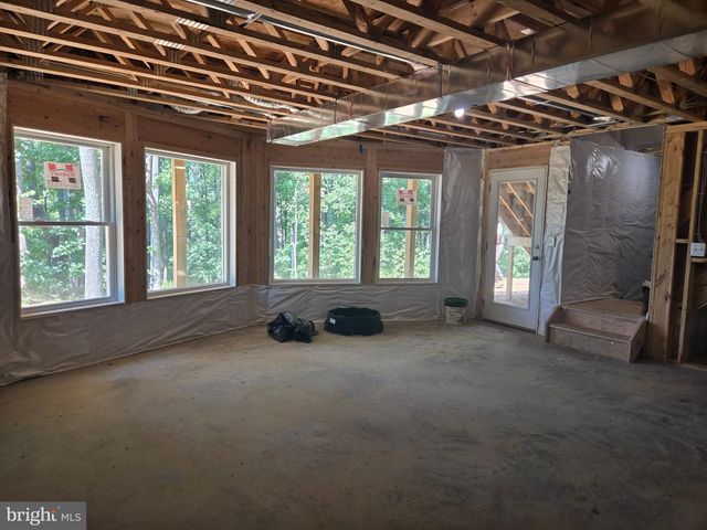327 WOODPECKER WAY, Linden, VA 22642