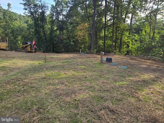 327 WOODPECKER WAY, Linden, VA 22642