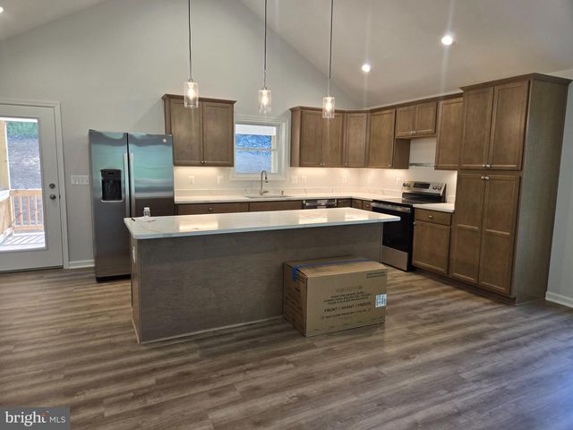 327 WOODPECKER WAY, Linden, VA 22642