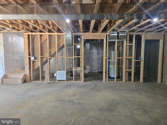 327 WOODPECKER WAY, Linden, VA 22642