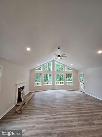327 WOODPECKER WAY, Linden, VA 22642
