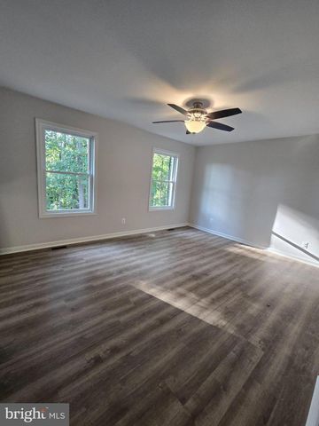 327 WOODPECKER WAY, Linden, VA 22642