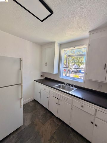 129 Foster St, Vallejo, CA 94591