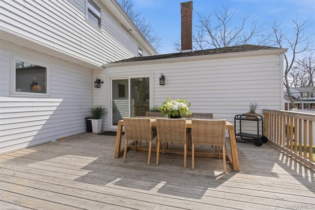 12 King Avenue, Melville, NY 11747