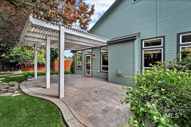 11323 W Hazelwood Dr, Boise, ID 83709