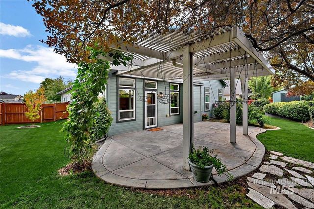 11323 W Hazelwood Dr, Boise, ID 83709
