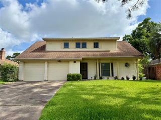 2112 Victoria Court, League City, TX 77573