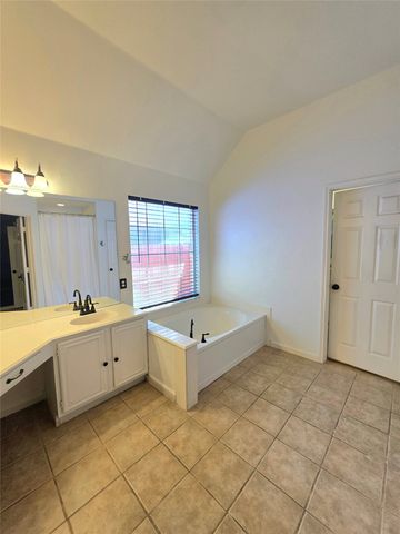 207 Julian Drive, Rockwall, TX 75087