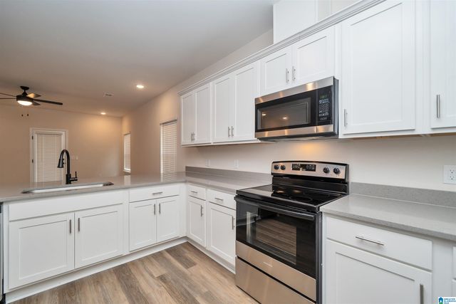 2221 HEADRICK ROAD, Bessemer, AL 35022