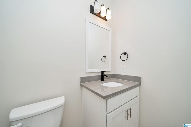 2221 HEADRICK ROAD, Bessemer, AL 35022