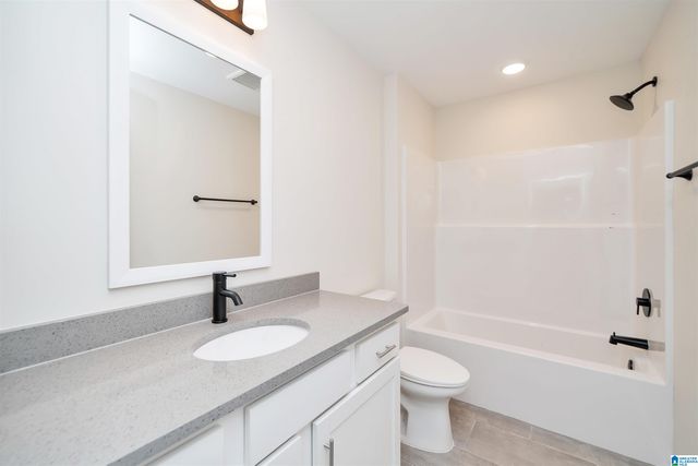 2221 HEADRICK ROAD, Bessemer, AL 35022