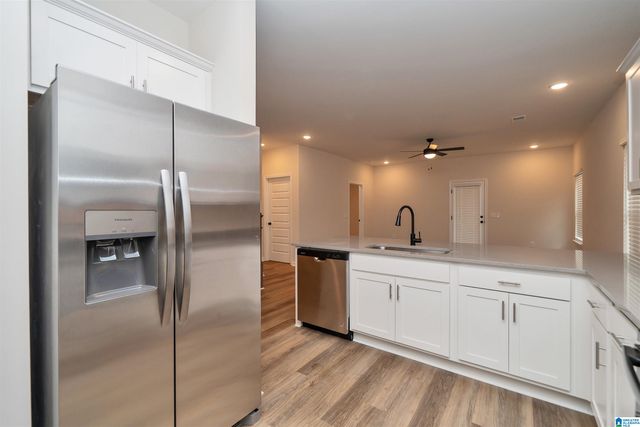 2221 HEADRICK ROAD, Bessemer, AL 35022