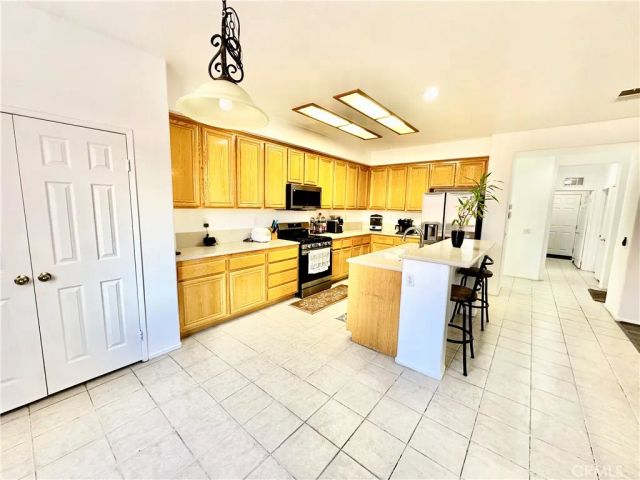 36676 Lynwood Ave, Murrieta, CA 92563