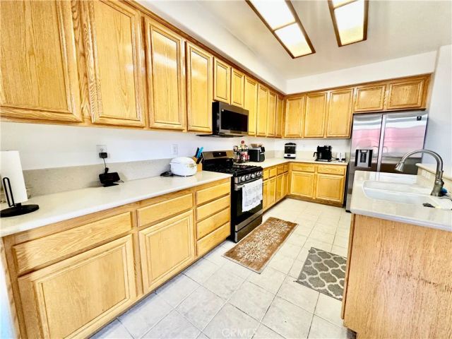 36676 Lynwood Ave, Murrieta, CA 92563